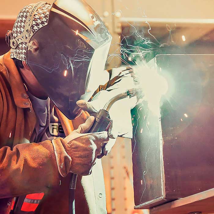 صورة لمصنع حديد وصلب