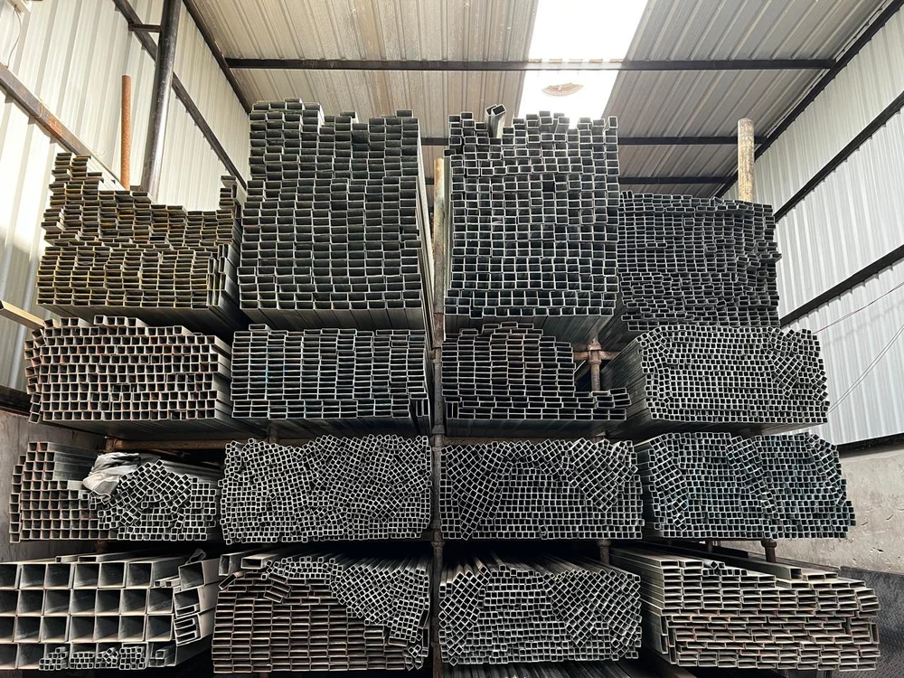 مواسير مستطيلة